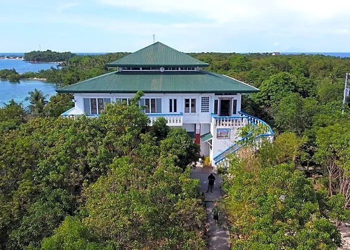 Zhang And Dive Center Opc Daanbantayan