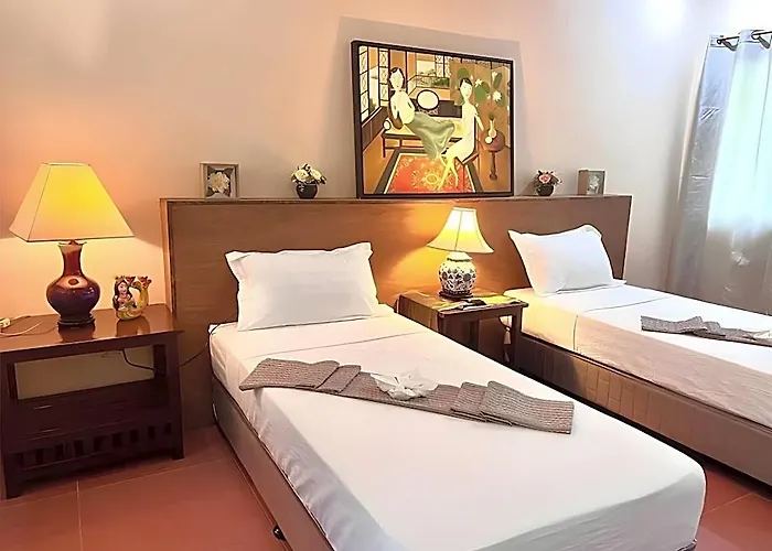Hotell Zhang And Dive Center Opc 3*